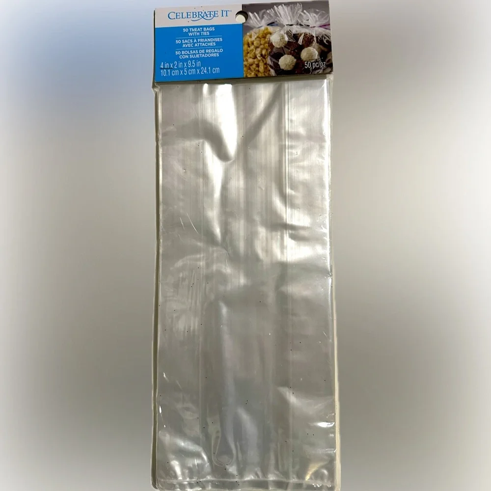 CELEBRATE IT 50 TREAT BAGS W/ TIES 9.5”x4”x2” CLEAR RECTANGLE GIFT WRAP SEALED